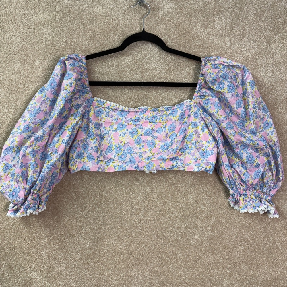 SELKIE Crop Top Women's Large Floral Puff Sleeve Bon Bon Lace Trim Coquette